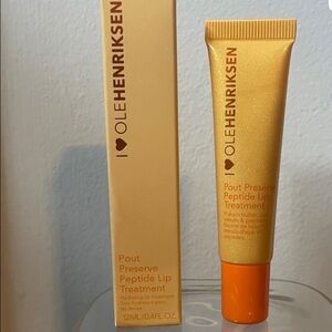 Ole Henriksen Pout Preserve Peptide Lip Treatment in Citrus Sunshine Glimmer